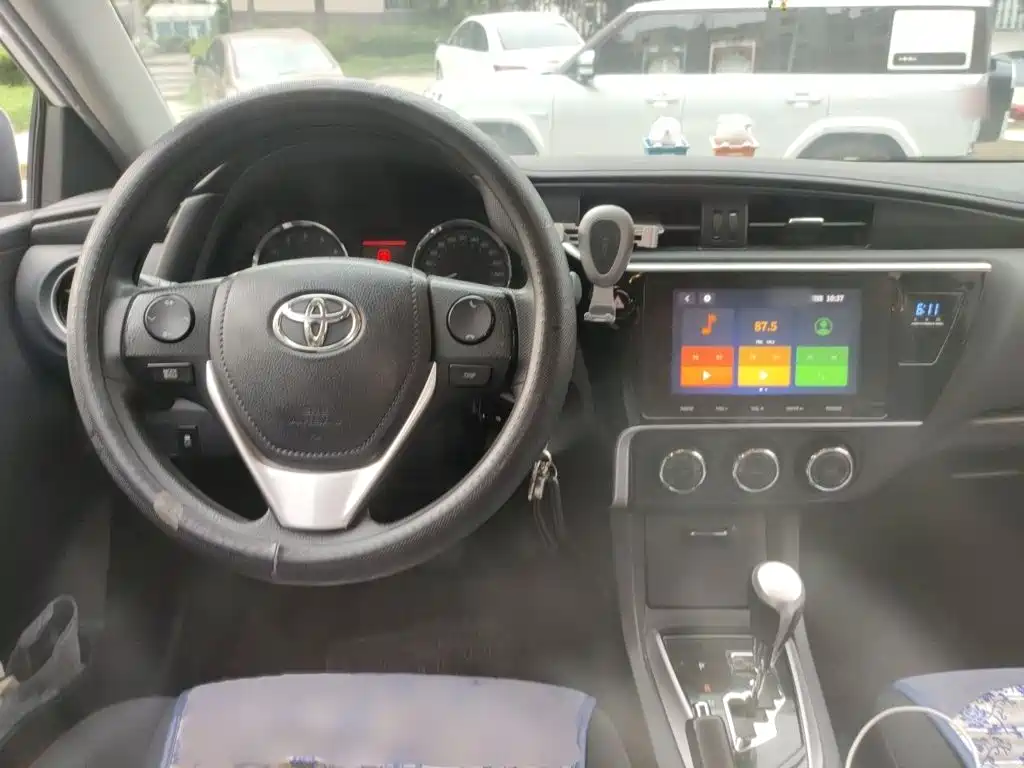 Toyota Corolla — миниатюра 13