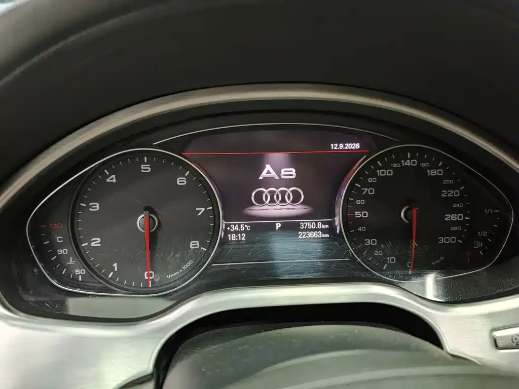 Audi A8 — миниатюра 12