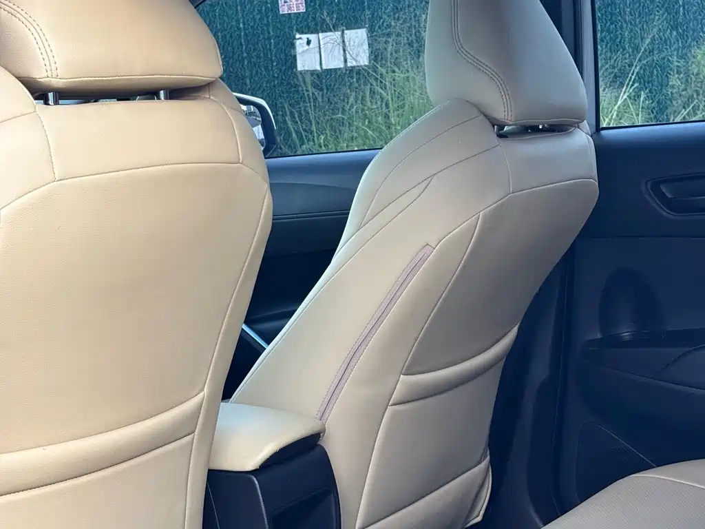 Toyota Frontlander — миниатюра 14