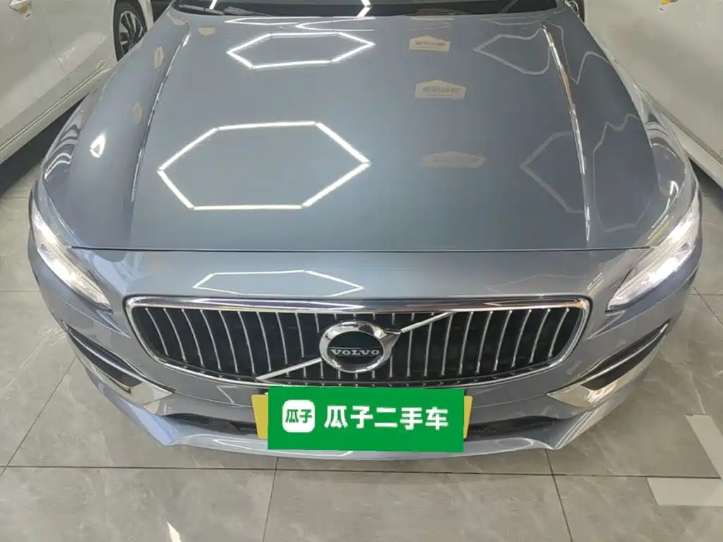 Volvo S90 — миниатюра 3