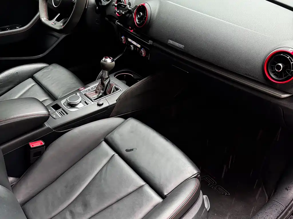 Audi RS 3 — миниатюра 5