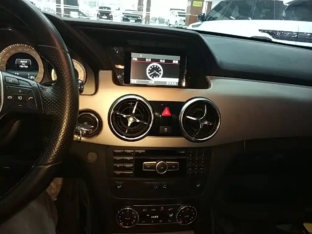 Mercedes-Benz GLK-Class — миниатюра 13
