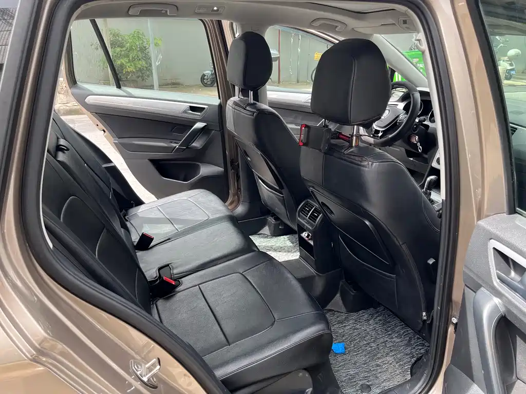 Volkswagen Golf Sportsvan — миниатюра 11