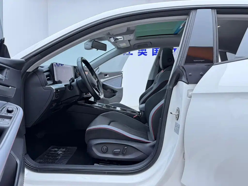 Volkswagen Lamando — миниатюра 5