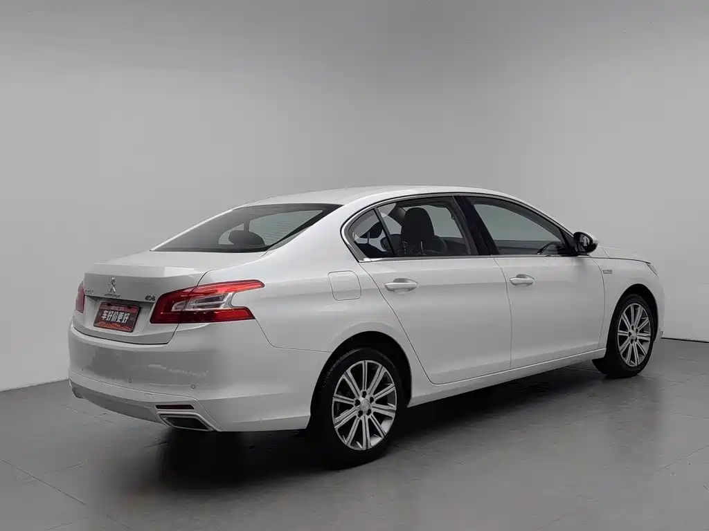 Peugeot 408 — миниатюра 2