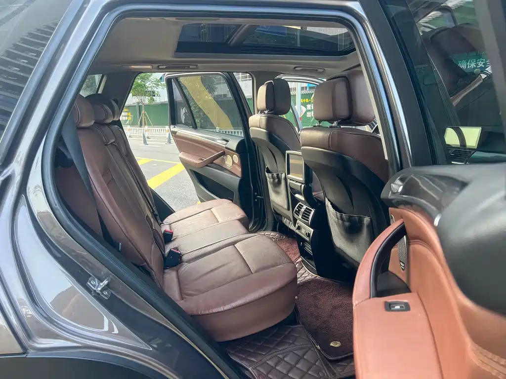 BMW X5 (Import) — миниатюра 14
