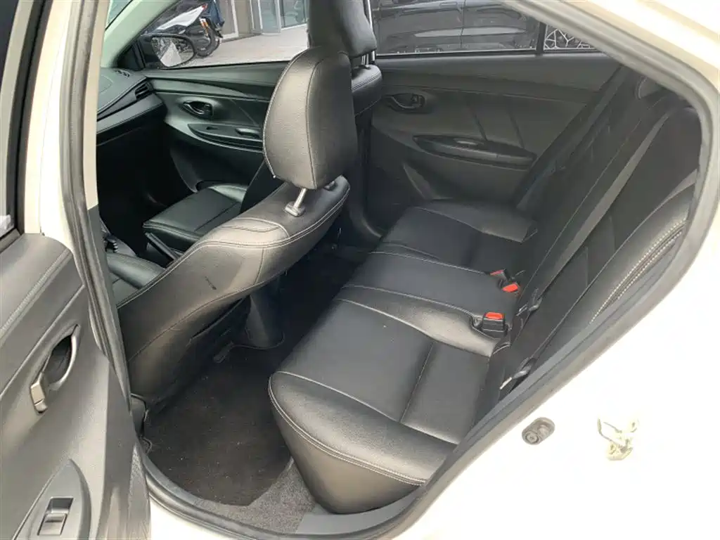 Toyota Vios — миниатюра 4