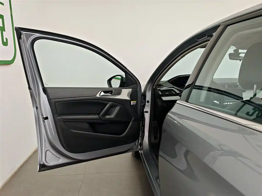 Peugeot 408 2022 1.6T