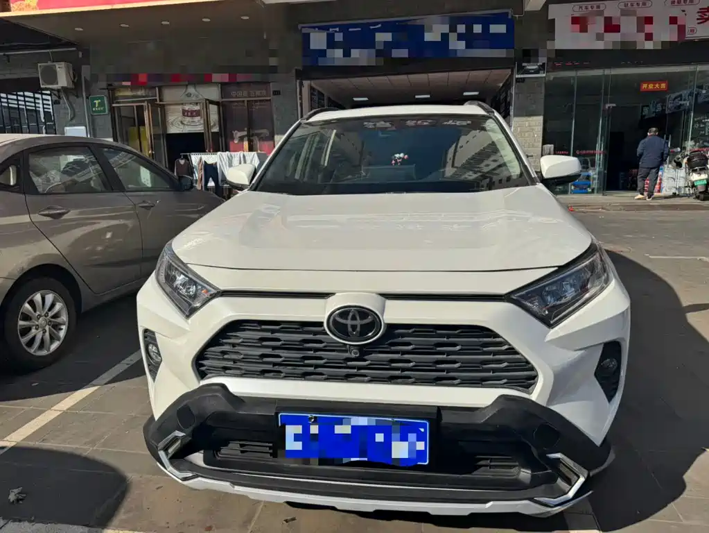 TOYOTA RAV4 RONGFANG
