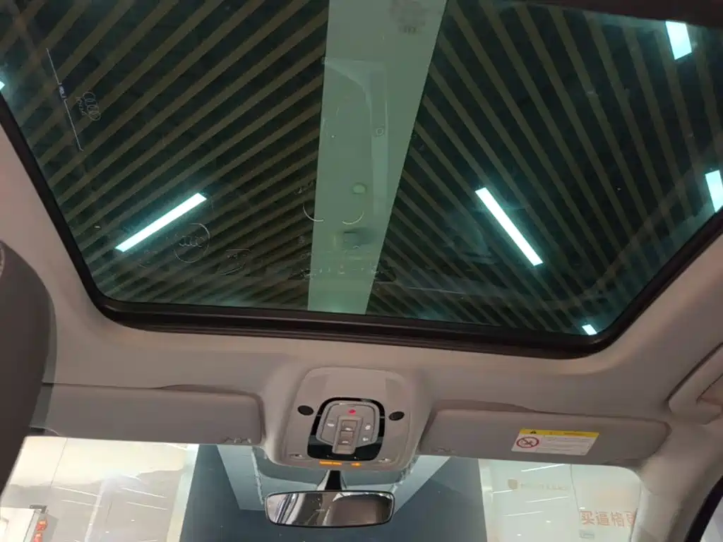 Audi A4L — миниатюра 18
