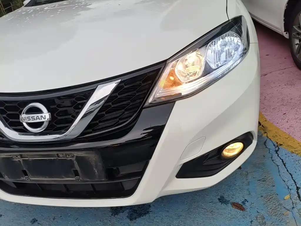 Nissan Tiida — миниатюра 24