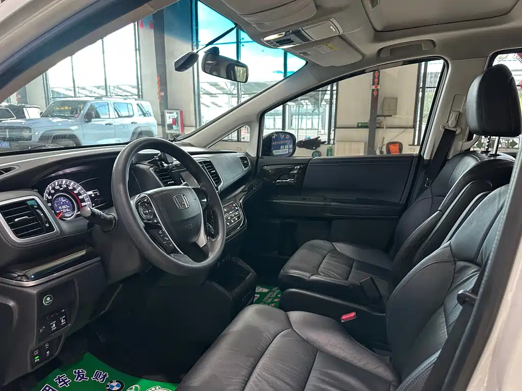 Honda Odyssey — миниатюра 4