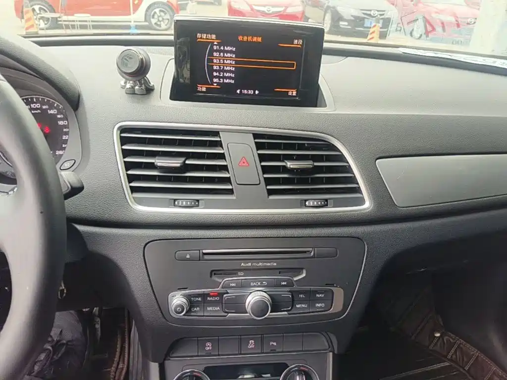 Audi Q3 — миниатюра 13