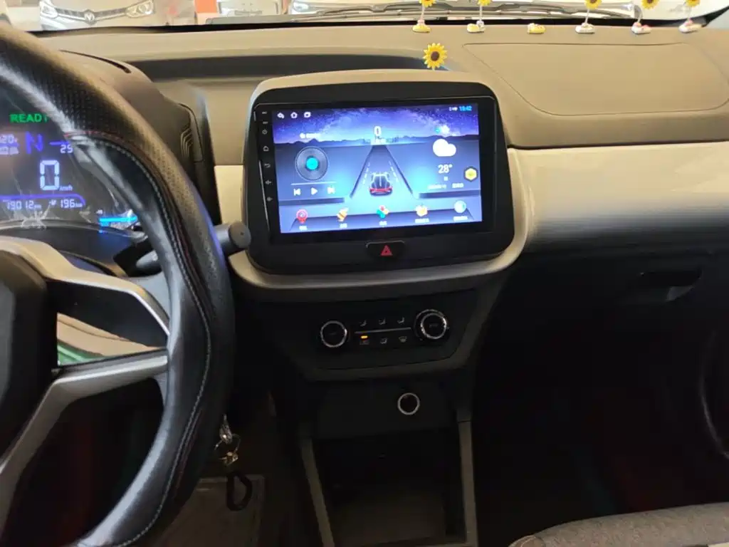 JMEV EV2 — миниатюра 13