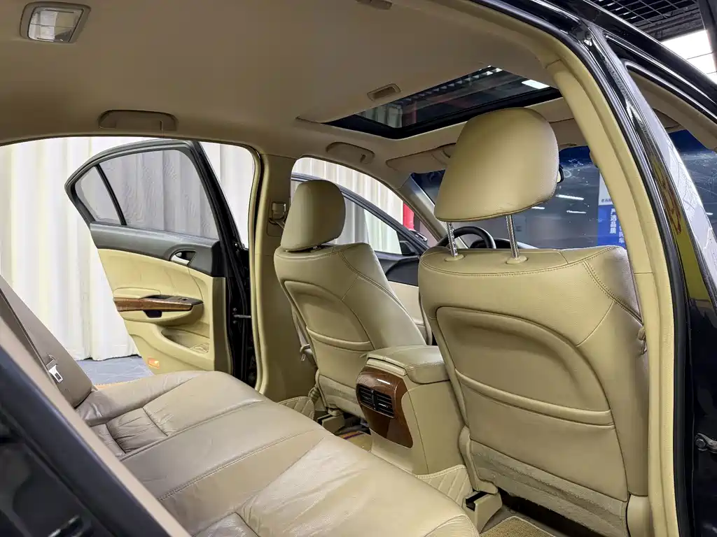 Honda Accord — миниатюра 28