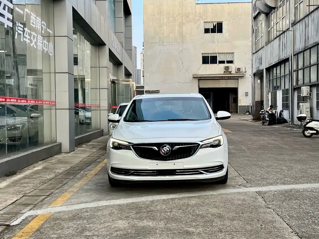 Buick Excelle — миниатюра 2