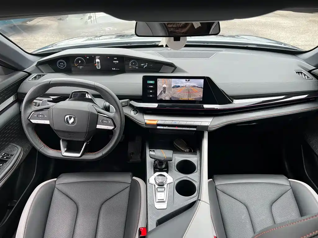 Changan UNI-V — миниатюра 5