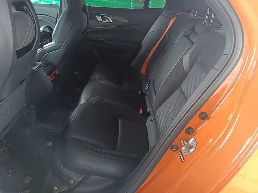 Lynk & Co 02 Hatchback — миниатюра 17