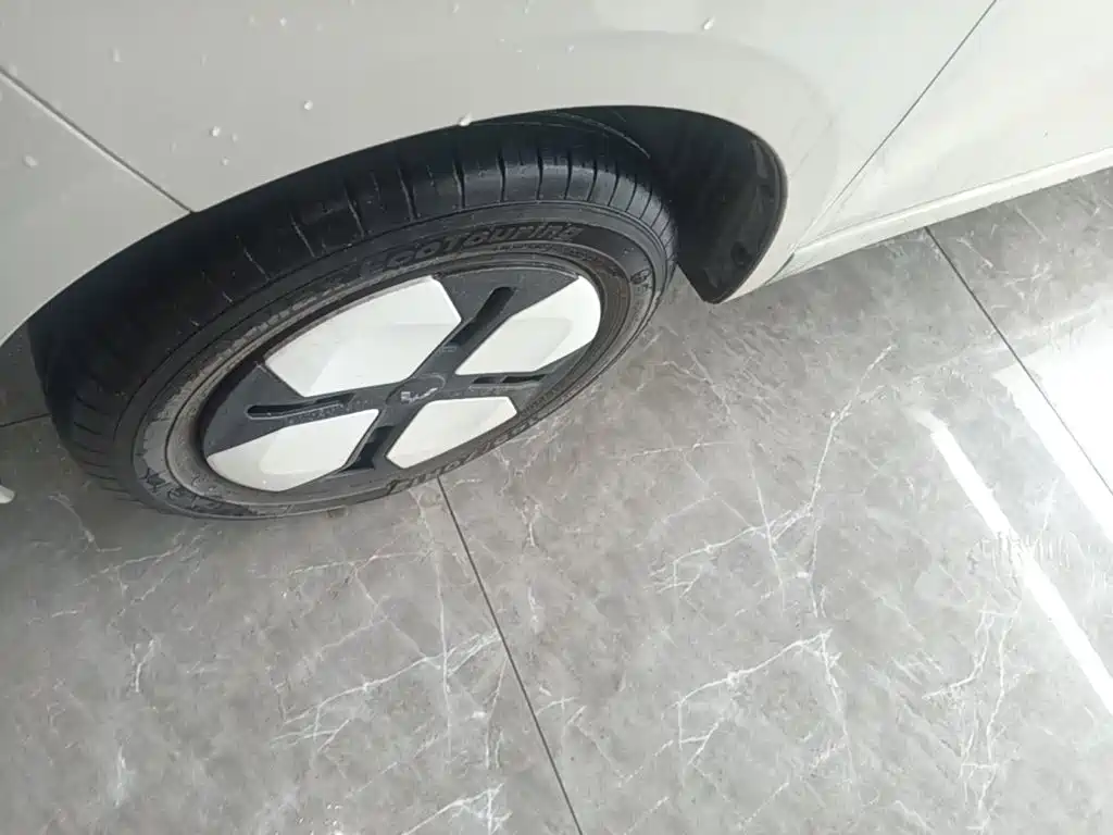 Wuling MINIEV — миниатюра 23
