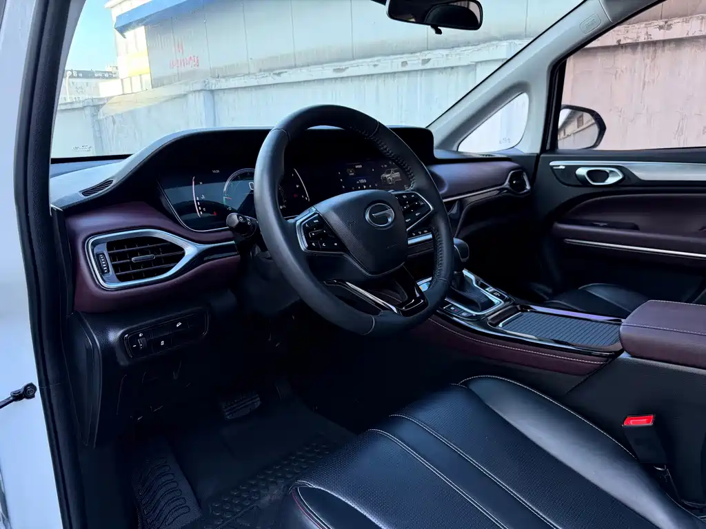 GAC Motor Trumpchi M6 — миниатюра 7