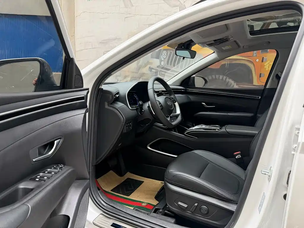 Hyundai Tucson — миниатюра 7