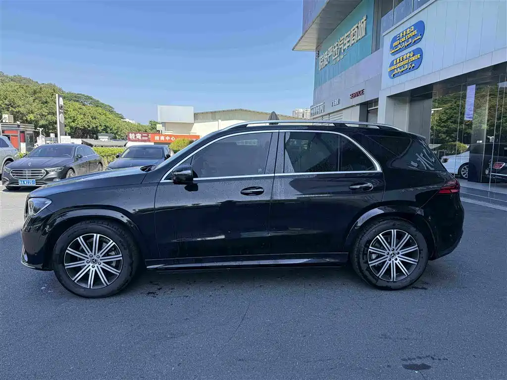 Mercedes-Benz GLE (Import) — миниатюра 3