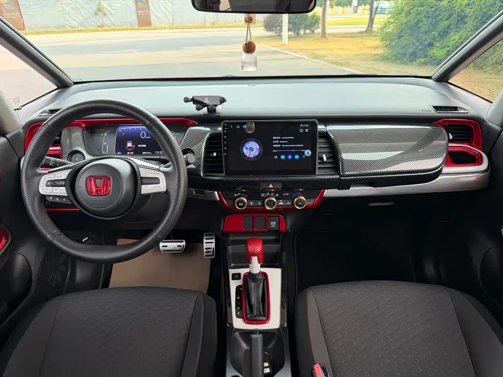 Honda Fit — миниатюра 13