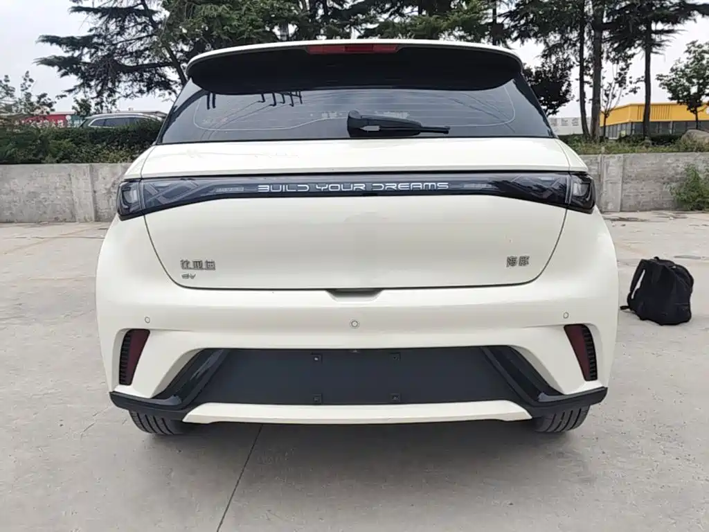 BYD Dolphin — миниатюра 6