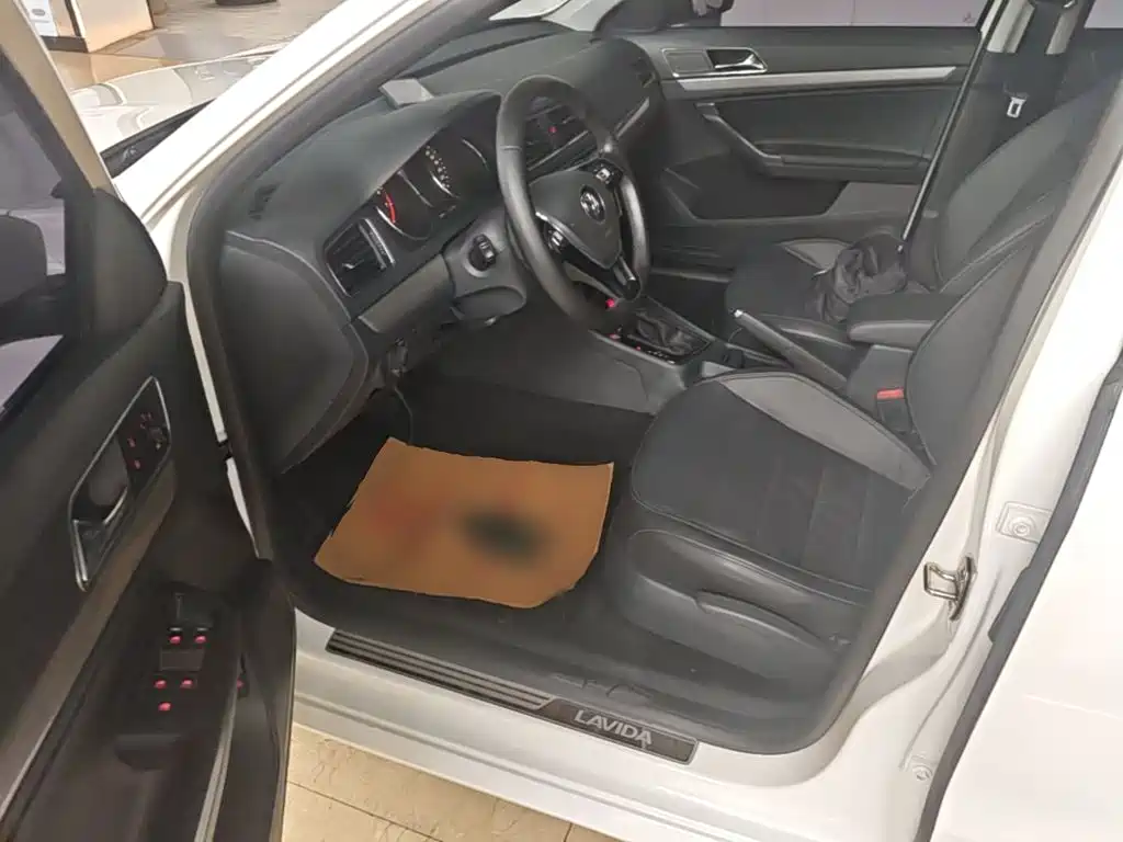 Volkswagen Lavida — миниатюра 16