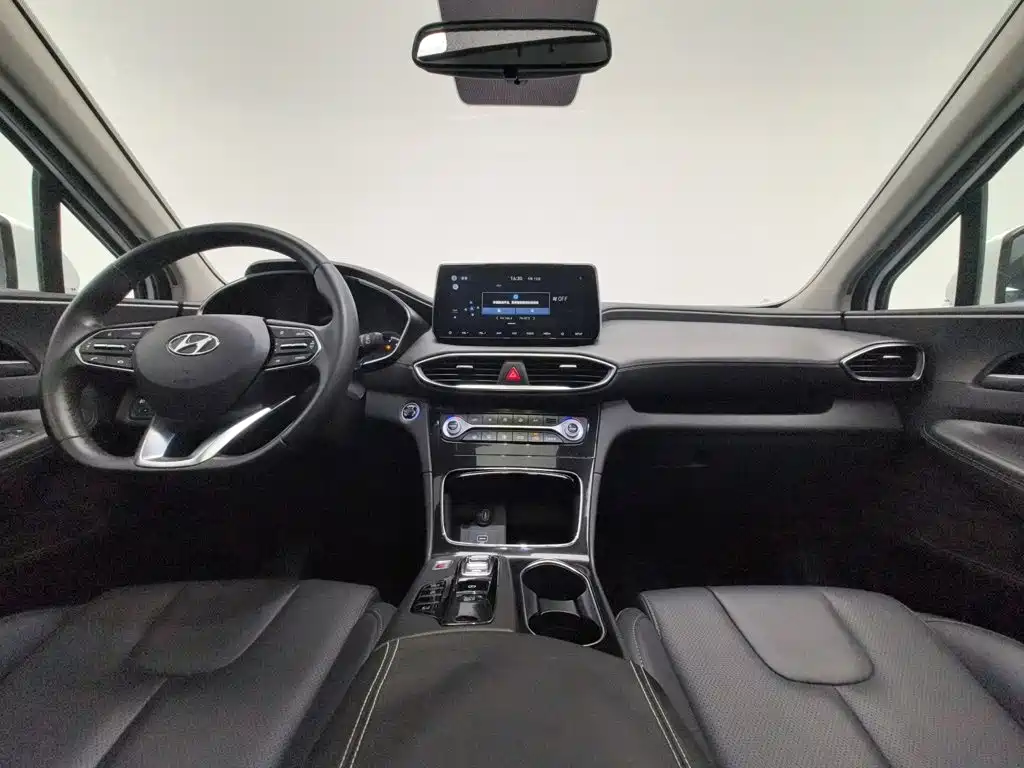 Hyundai Santa Fe — миниатюра 5