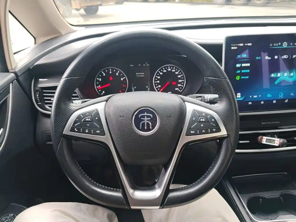 BYD MAX — миниатюра 11