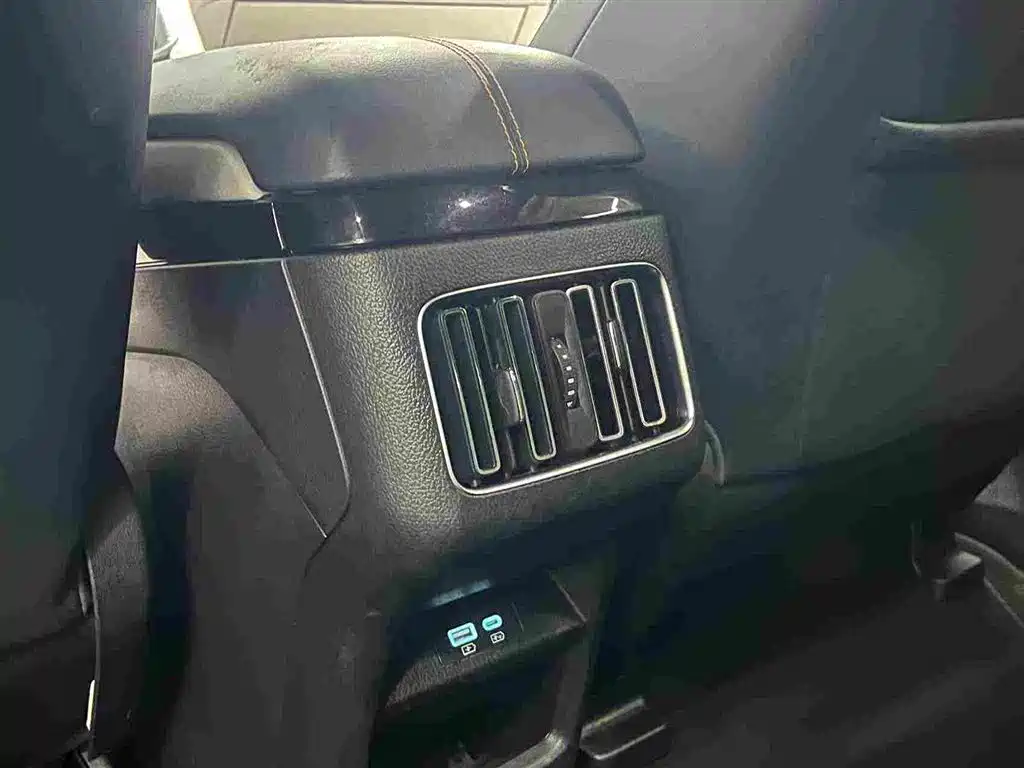 BYD PLUS New Energy — миниатюра 16