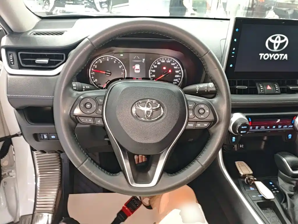 Toyota Wildlander — миниатюра 11