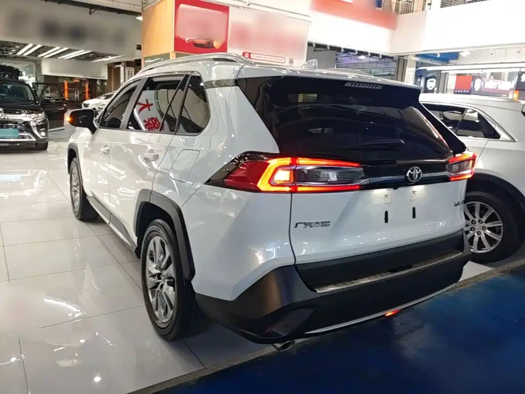 Toyota Wildlander — миниатюра 5