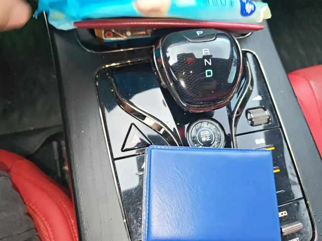 BYD Han — миниатюра 7