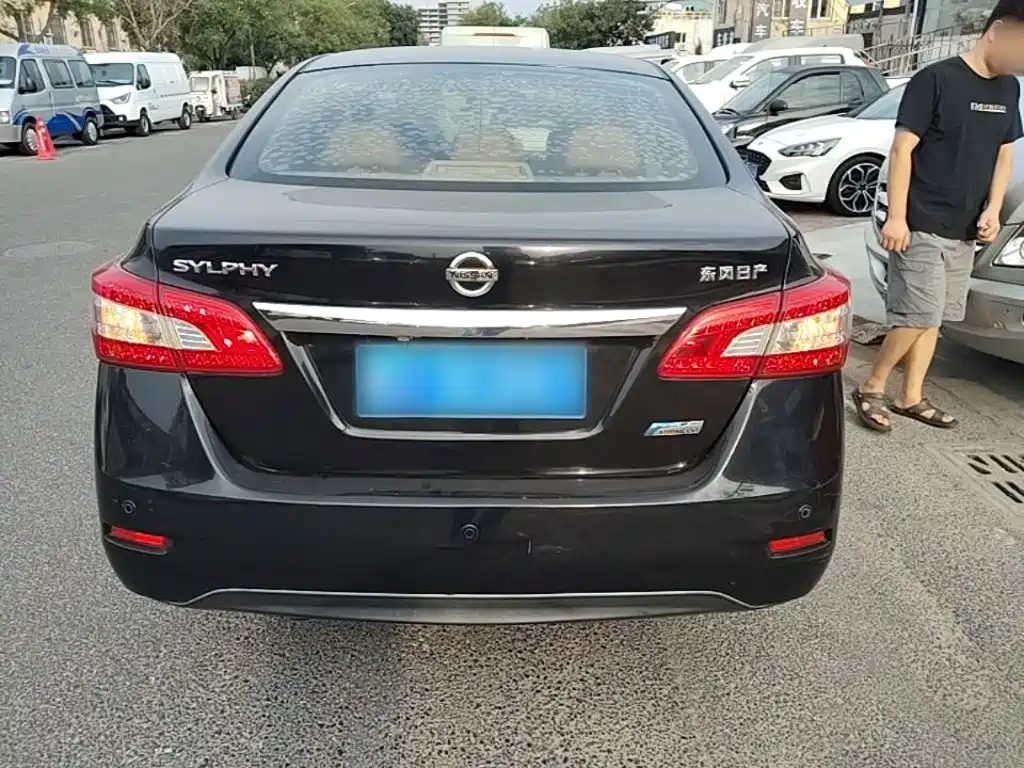 Nissan Sylphy — миниатюра 6