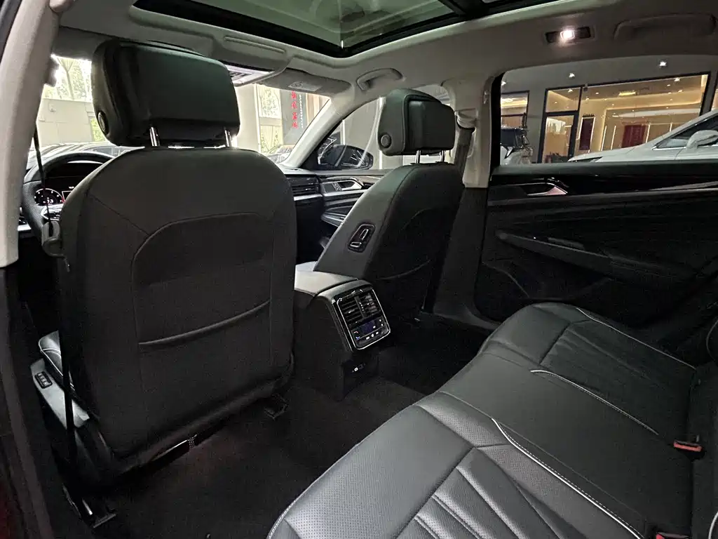 Volkswagen Passat — миниатюра 14