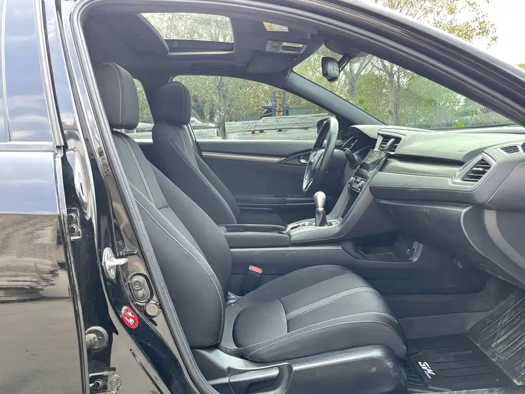 Honda Civic — миниатюра 9