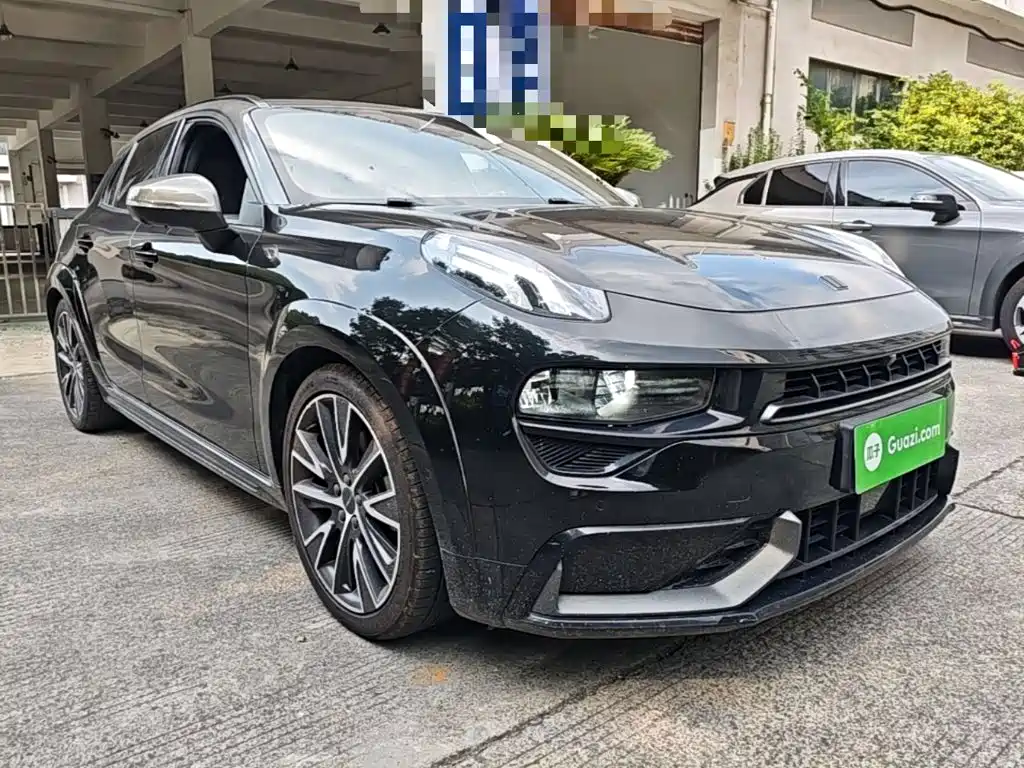 Lynk & Co 02 Hatchback — миниатюра 4
