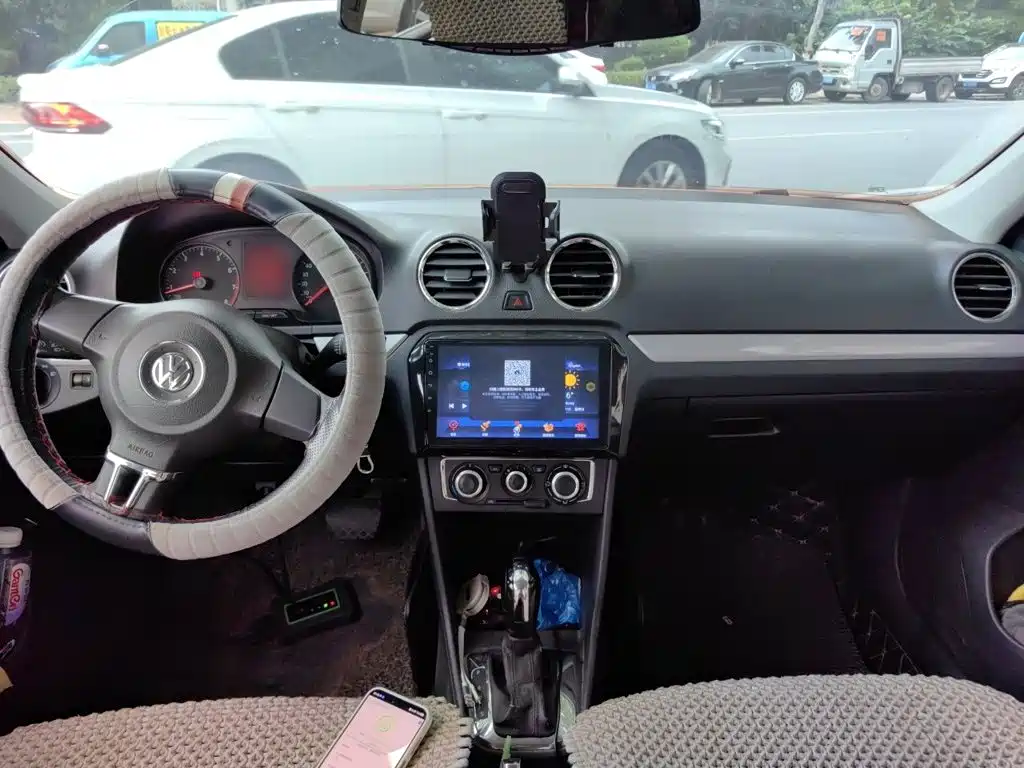 Volkswagen Jetta — миниатюра 13