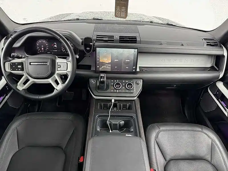 Land Rover Defender — миниатюра 11