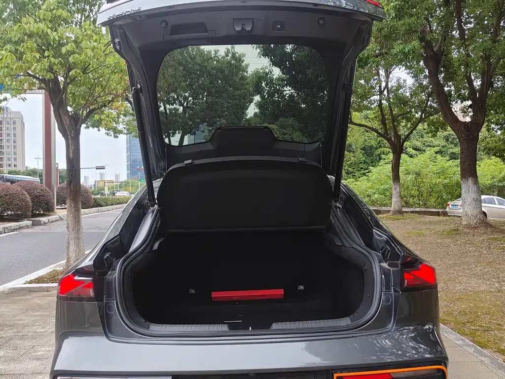 Changan UNI-V — миниатюра 13