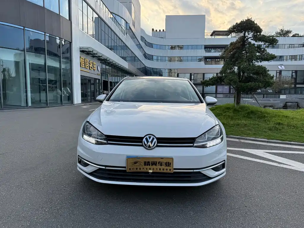 Volkswagen Golf — миниатюра 2