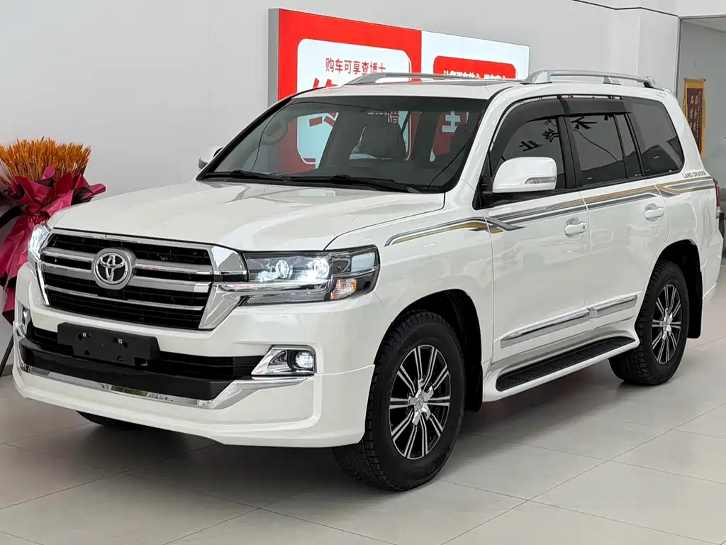 Купить Toyota Land Cruiser