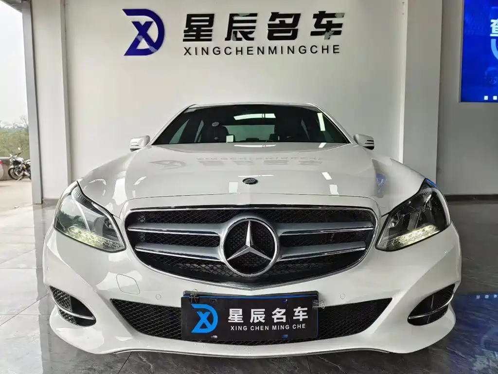 Mercedes-Benz E-Class — миниатюра 2