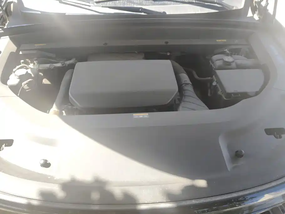 Li Auto Li L8 — миниатюра 10