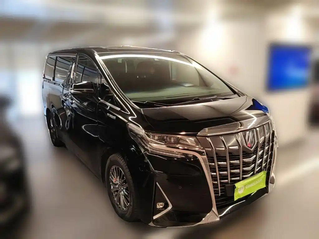 Toyota Alphard — миниатюра 6