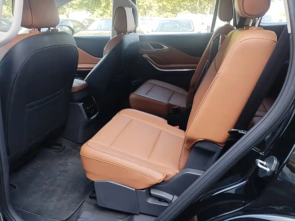 Hongqi Hongqi HS7 PHEV — миниатюра 22