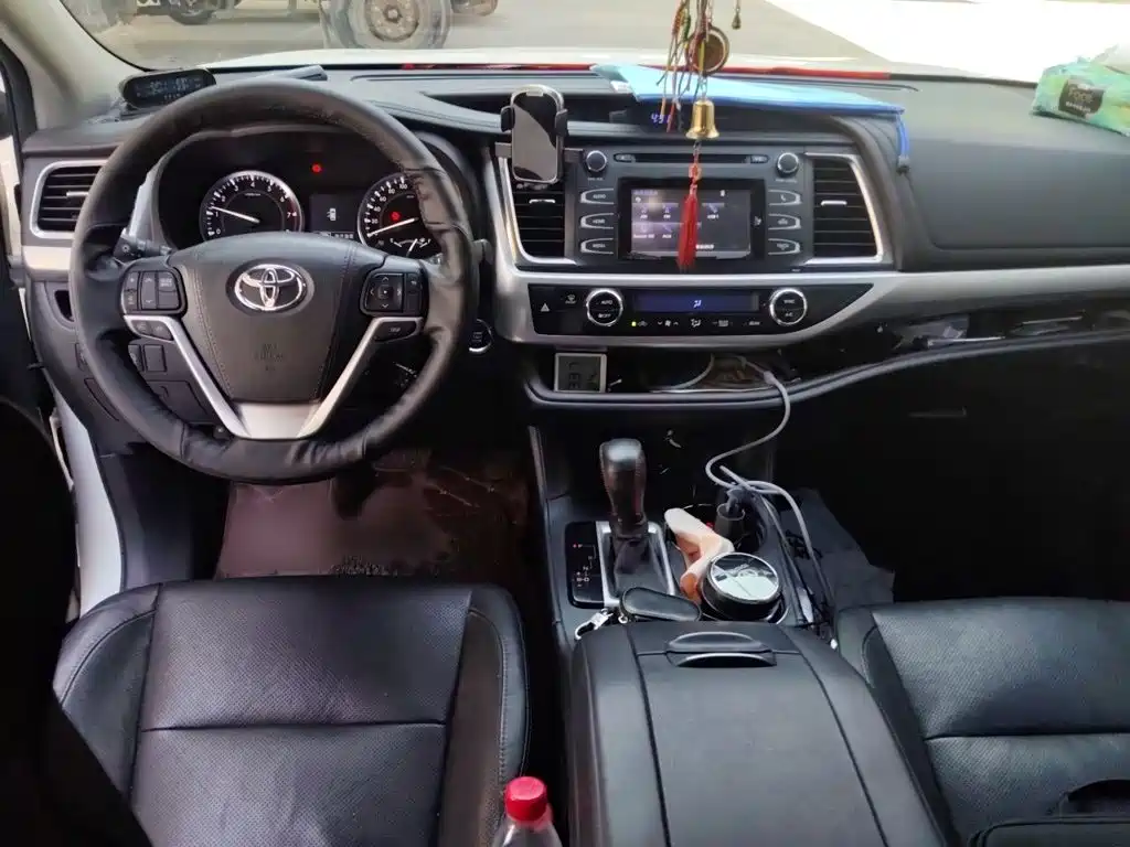 Toyota Highlander — миниатюра 13