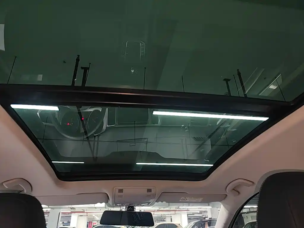 Volkswagen Golf Sportsvan — миниатюра 18